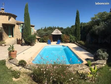charmante maison avec piscine et grand studio indépendant
