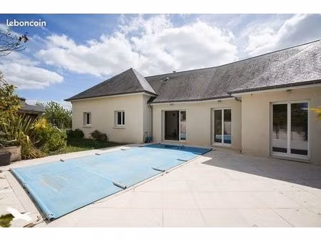 maison 8 pièces 180 m²