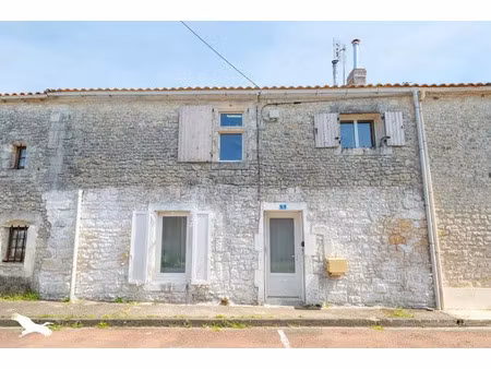 vente maison 4 pièces 110 m² à saint-just-luzac (17320)  254 880 €