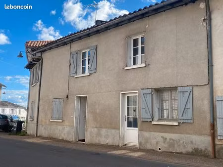 maison de village avec fort potentiel