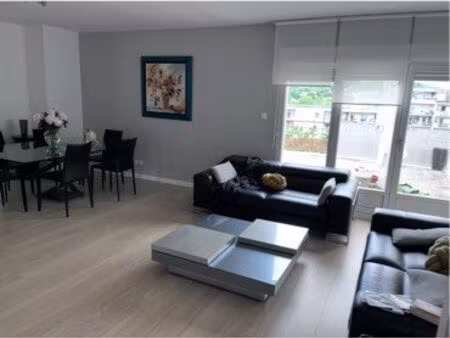 appartement 5 pièces secteur 3 maisons