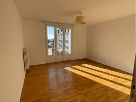 apparemment 3 pièces