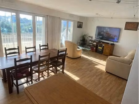 vends grand appartement ft6 secteur bon rencontre