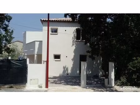 appartement 3 pieces en rez de villa avec terrain et parking