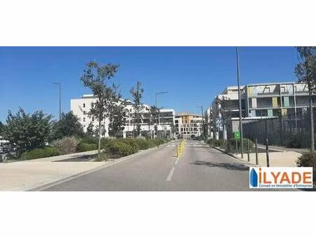 local commercial à vendre