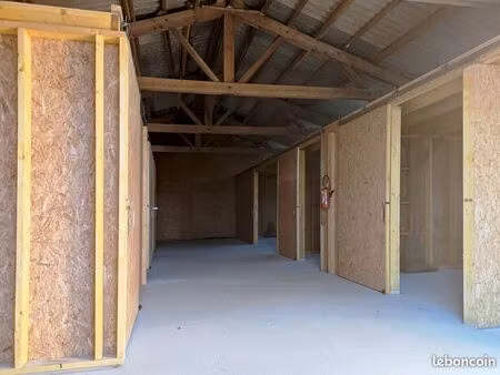 box de stockage 6m2/ 10m2 /18m2  tréméoc  accès 7j/7  garde meubles pays bigouden