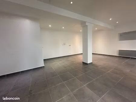 local commercial à louer