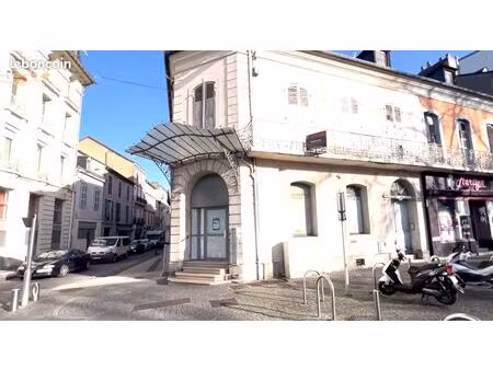 local commercial 108 m² + sous-sol – hyper centre tarbes