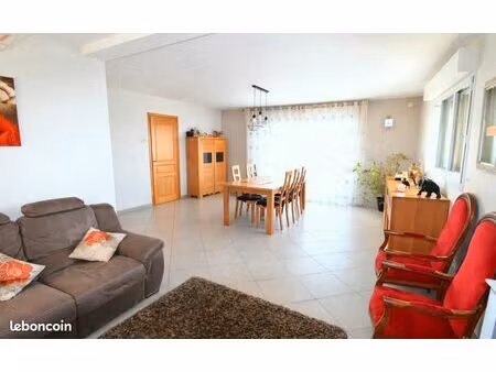 maison 7 pièces sur brouckerque