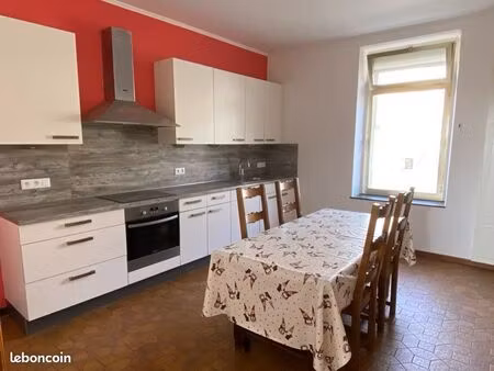 maison 200 m2 habitables / dépendance / caves / comble