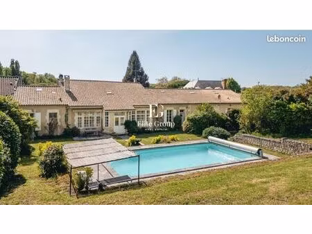 maison 14 pièces 341 m²