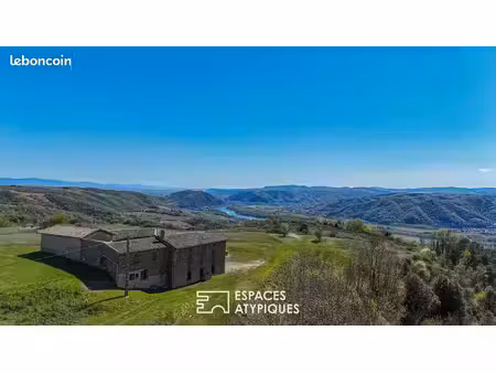 propriété 10 pièces 720 m²