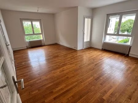 3 pièces  69 m² · dijon 21000 · quartier drapeau