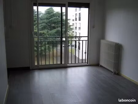 studio 1 pièce 24 m²