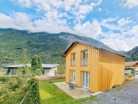 location maison avec jardin et accès sauna gym