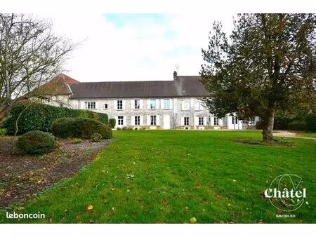 maison 9 pièces 309 m²