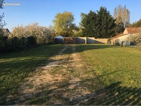 terrain constructible à charttes