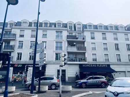 en vente appartement 60 m² – 218 000 € |drancy