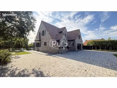 maison 6 pièces 200 m²