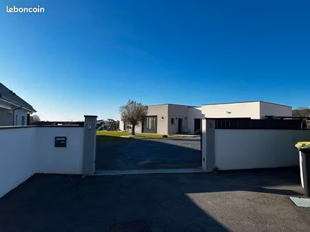 maison neuve 4 chambres et grand garage