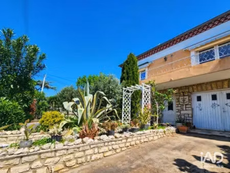 maison à fourques (30300)