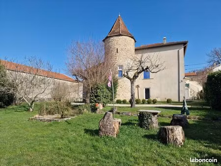 loue maison 80 m2 de caractère