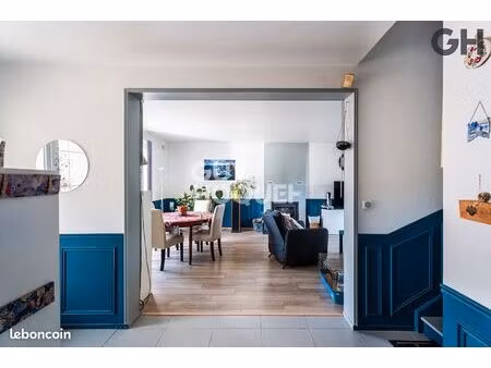 maison 7 pièces 178 m²