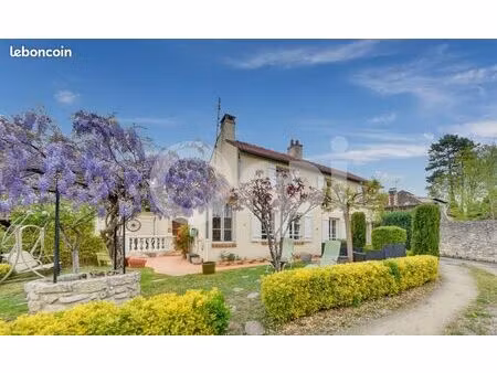 maison 4 pièces 105 m²