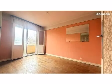 appartement 3 pièces 65 m²