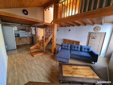 ​appartement t2 avec mezzanine – 77 m² au sol – centre hasparren