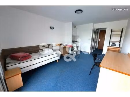 studio 1 pièce 25 m²