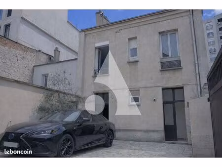 maison 12 pièces 257 m²