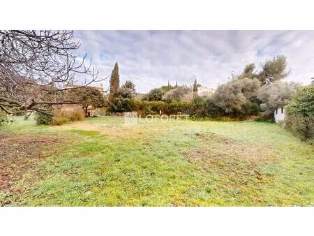 terrain constructible viabilisé à vendre