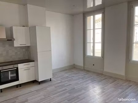 charmant studio  quartier cathédrale