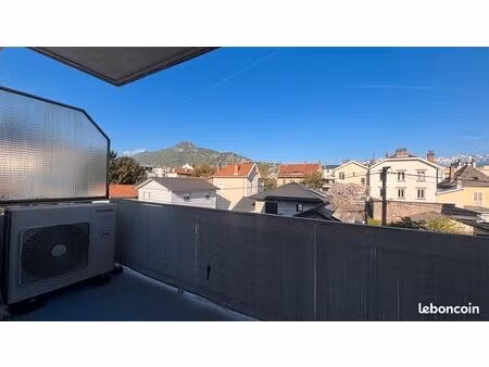 grand t3 renové terrasse