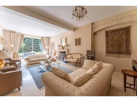 demeure d'exception en pierre - 11 pièces - 400m² - grand jardin arboré - parcelle 1700m²