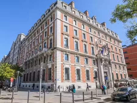 jll bureaux marseille