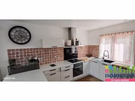 charme et modernité : maison 3 faces sublimé à ceret