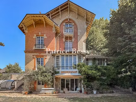 vente maison 14 pièces 317 m² à chantilly (60500)  1 150 000 €