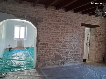 vends maison. a finir de rénover