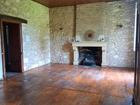 particulier vend maison de bourg à mussidan ( 24)