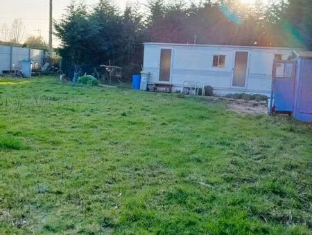 terrain 750 m² houlle