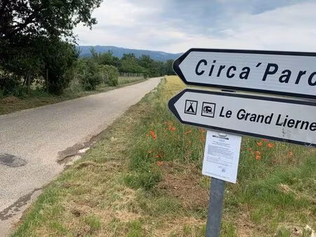 grand terrain rare dans le secteur