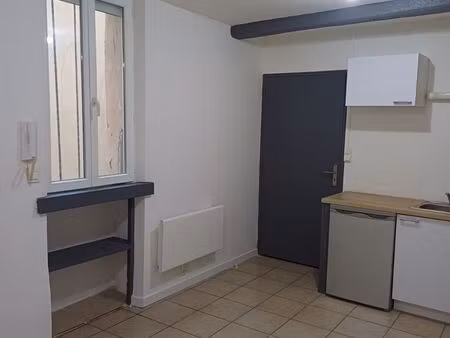 studio centre ville de nîmes