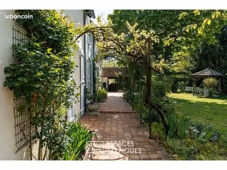 longère 7 pièces 274 m²