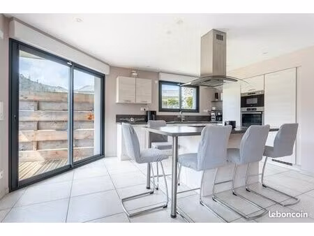 maison 4 pièces 87 m²