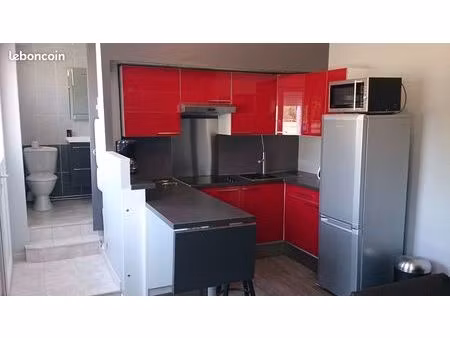 particulier loue studio meublé 27m² en rez de jardin