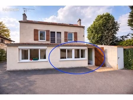 fontenay-le-fleury – proche parc montaigne – appartement 2 pièces vendu occupé – une oppor