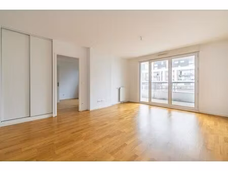 élégant 2 pièces avec balcon à limeil-brévannes