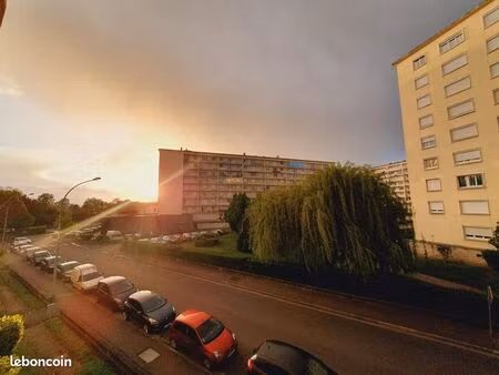 t3 63 m² lumineux avec balcon – 700 cc – 5 min centre troyes